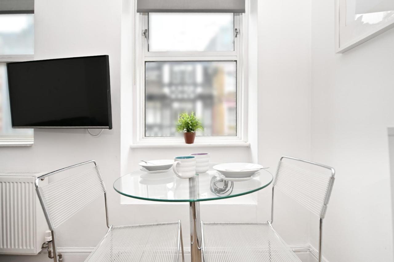 Covent Garden & Soho, Cosy & Cool, Spacious Apartment London Ngoại thất bức ảnh