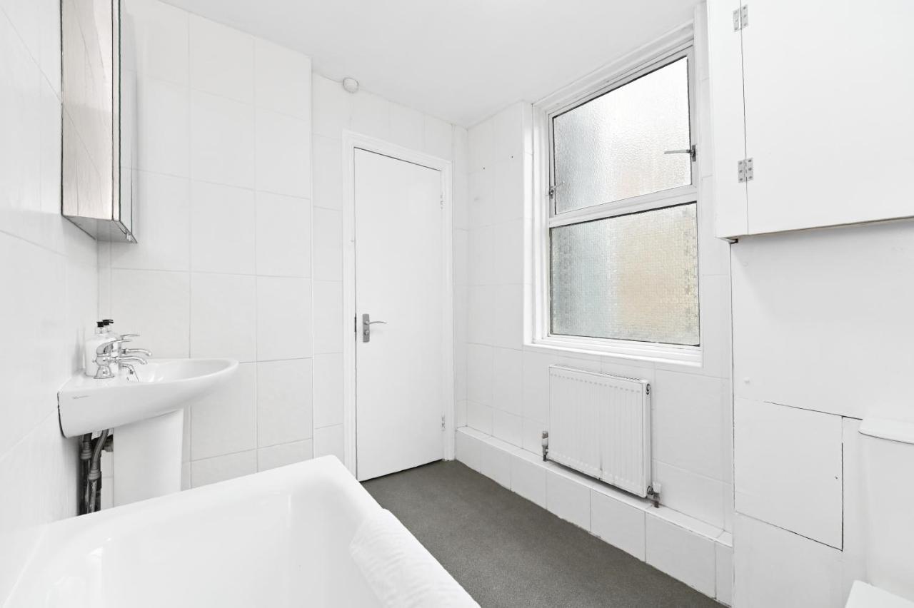 Covent Garden & Soho, Cosy & Cool, Spacious Apartment London Ngoại thất bức ảnh